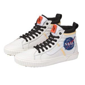 *Like New* Vans NASA x Sk8-Hi 46 MTE DX 'Space Voyager', Size 4.5M/Size 6W